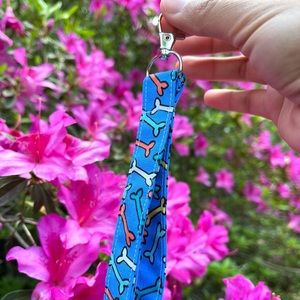Fabric Wristlet Keyrings – Dog Bone / Blue